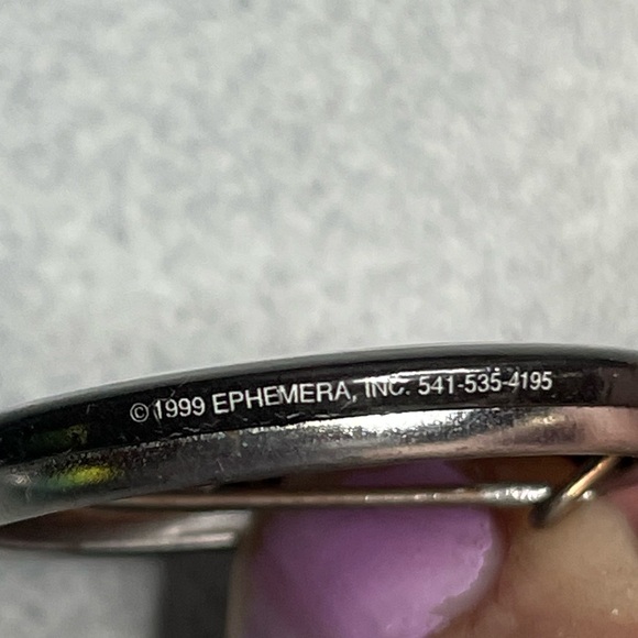 Vintage Yin Yang 1999 Ephemera Graphic Pin Button Balance Equal Opposites USA - Picture 2 of 4